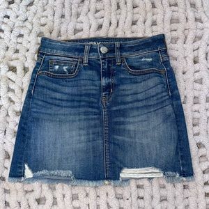 American eagle jean skirt